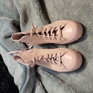 Converse pink leather hig top  NWOT
